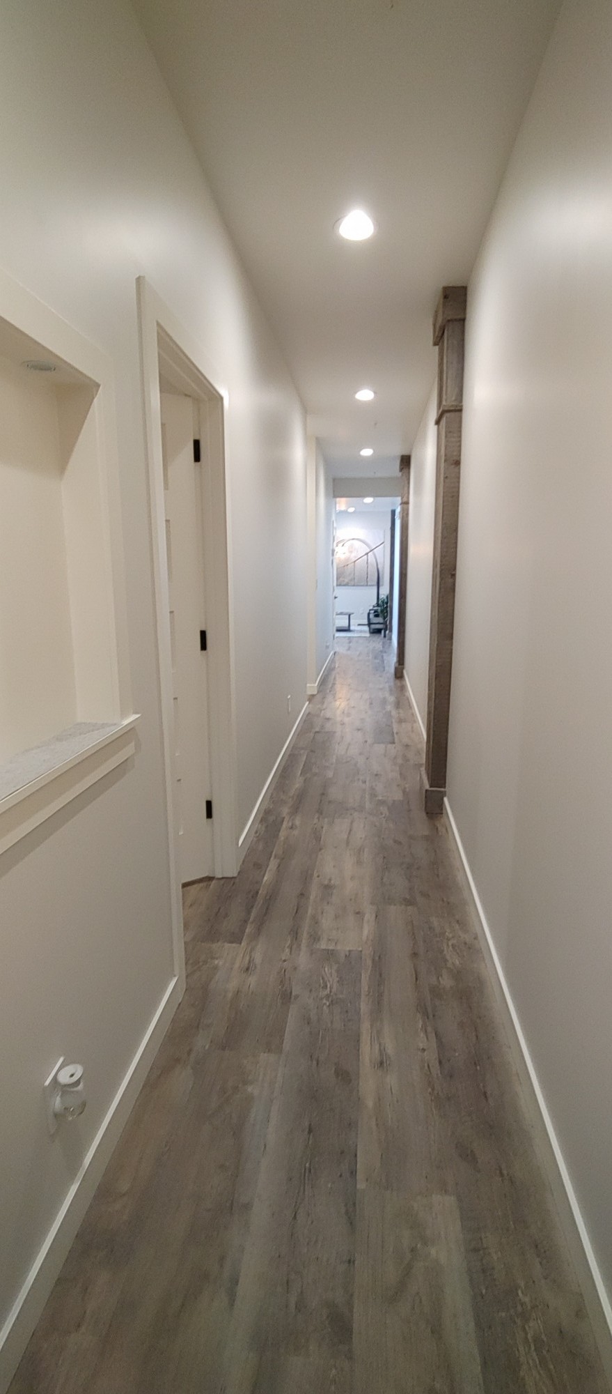Hallway Key Image