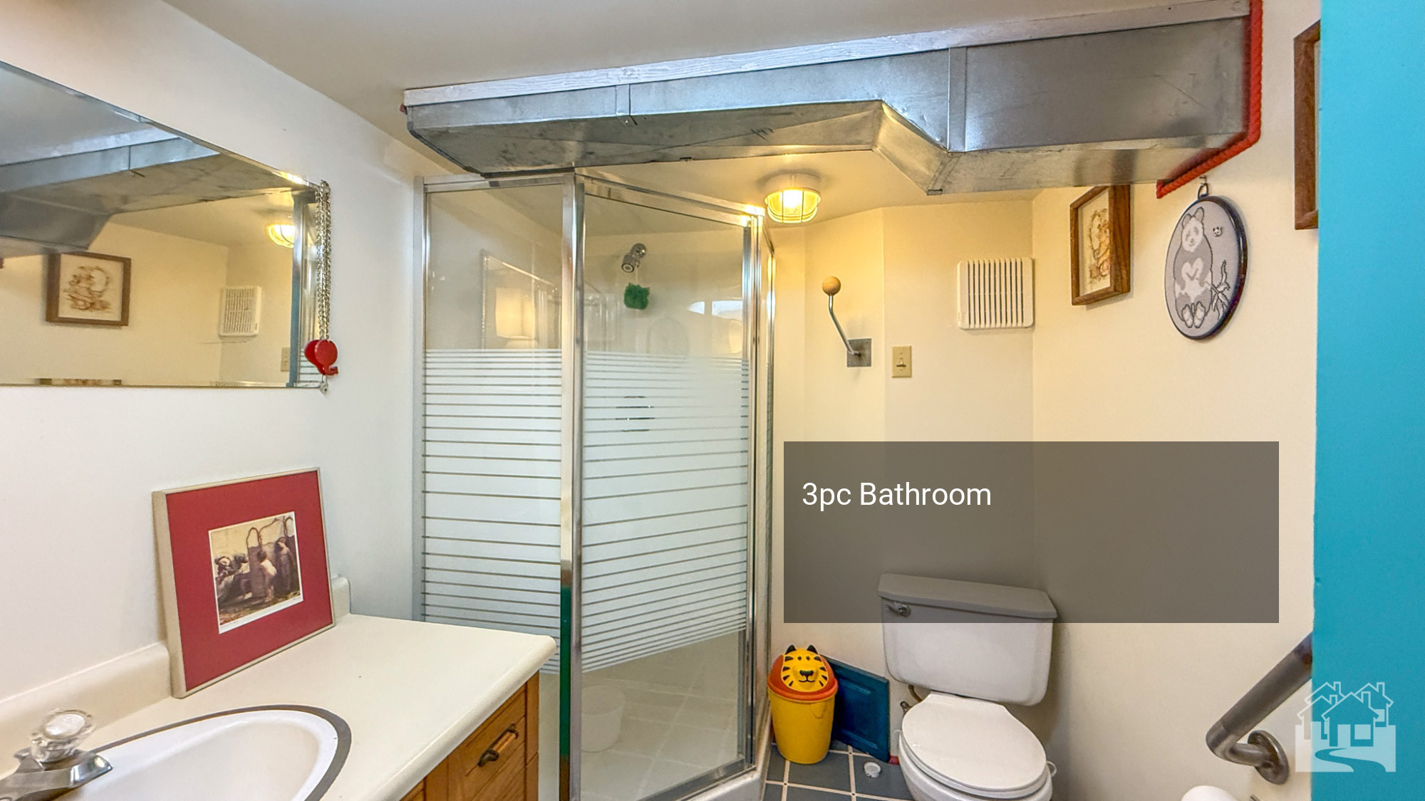 Bathroom Key Image