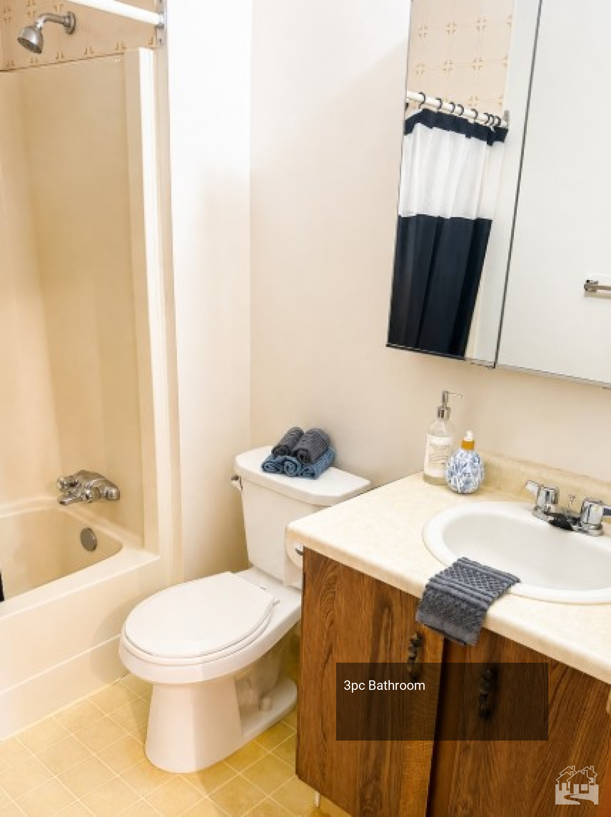 3pc Bathroom Key Image
