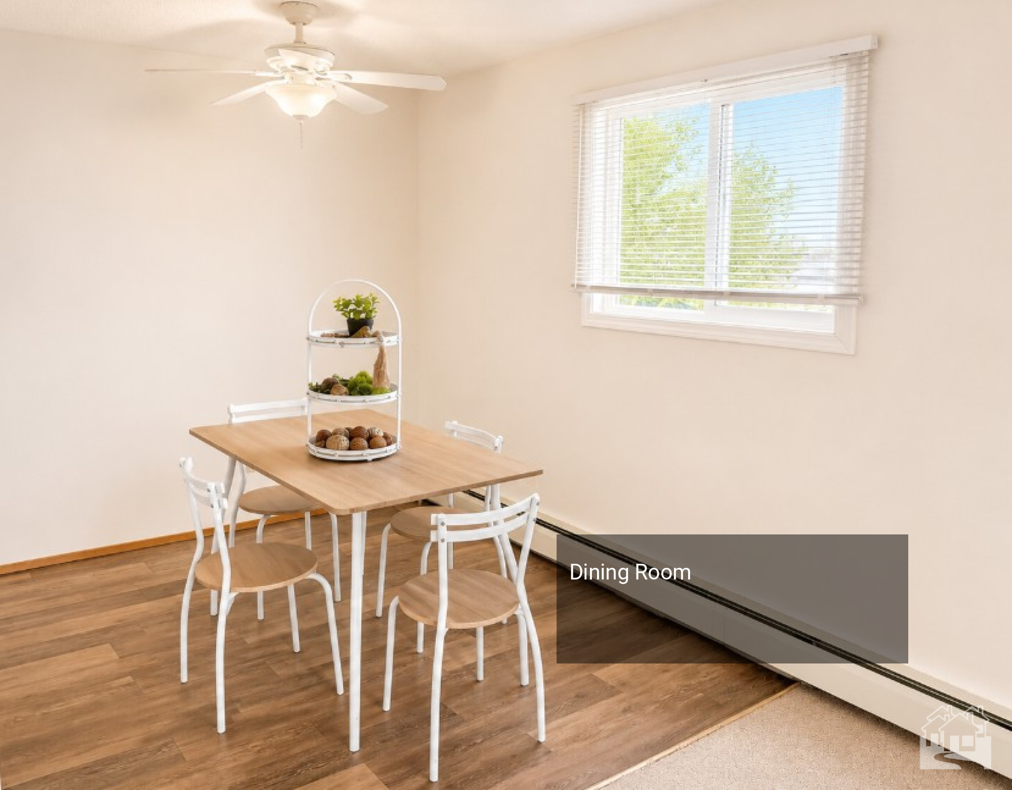 Dining Room Key Image