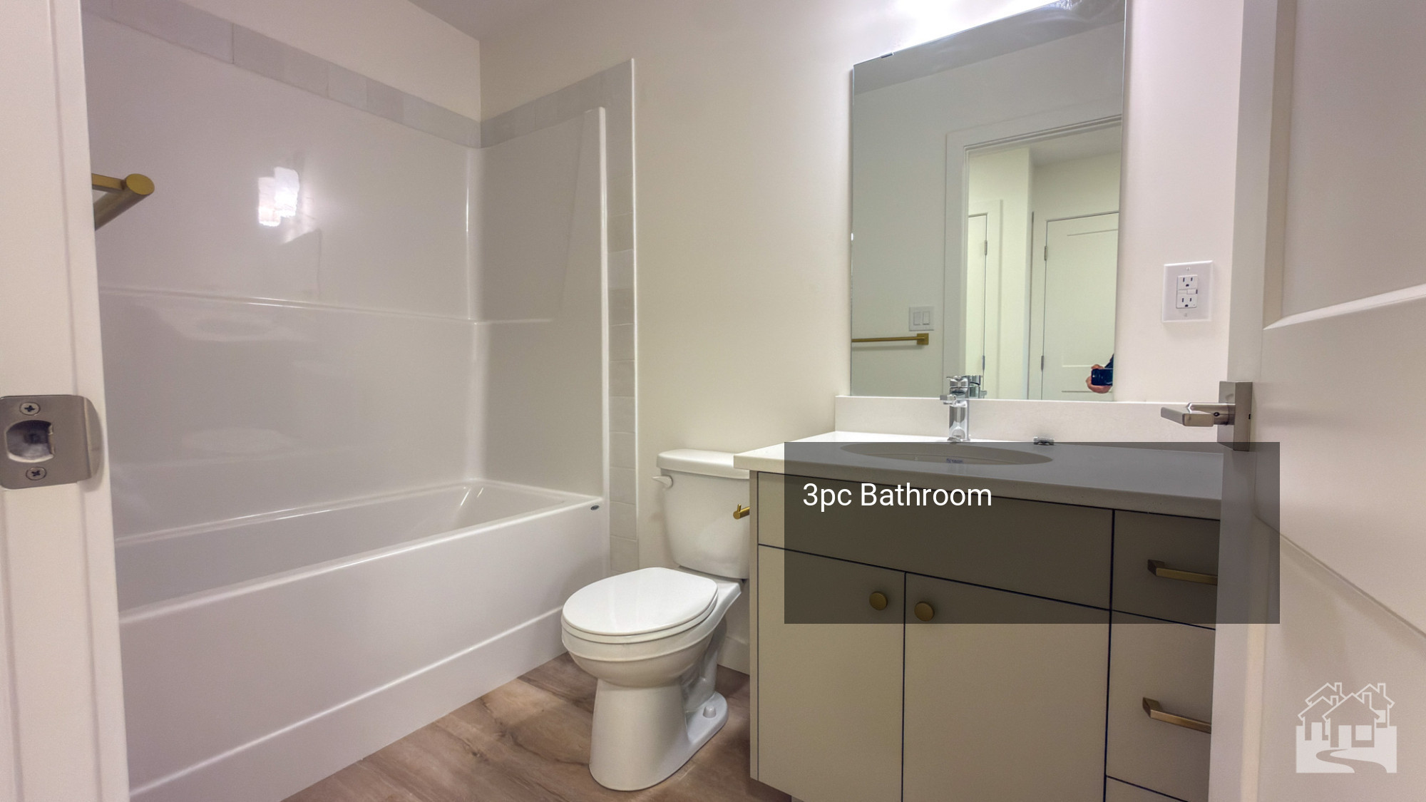 Bathroom Key Image